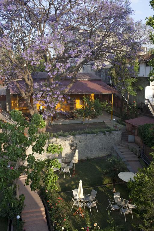 The Yellow House Jawlakhel Extérieur photo