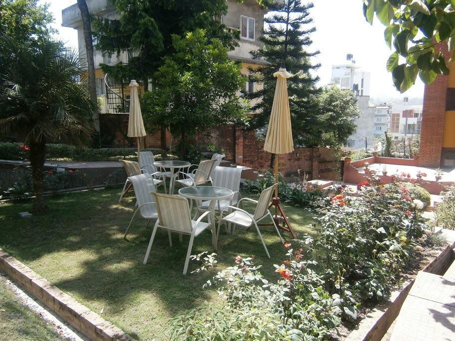 The Yellow House Jawlakhel Extérieur photo